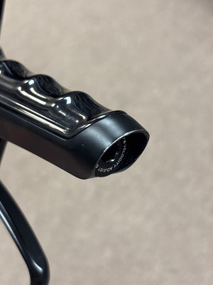 DLX Luxe TM40 - Black