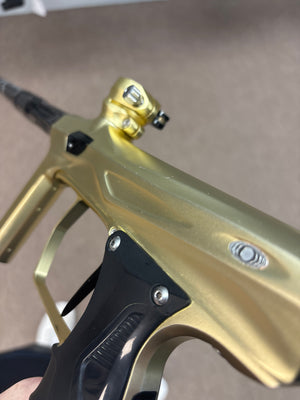 SP Shocker AMP - Gold/Black