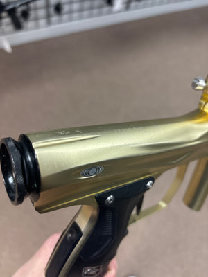 SP Shocker AMP - Gold/Black