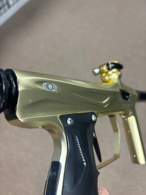 SP Shocker AMP - Gold/Black