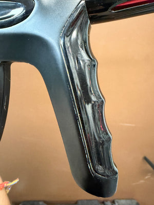 DLX Luxe TM40 - Black