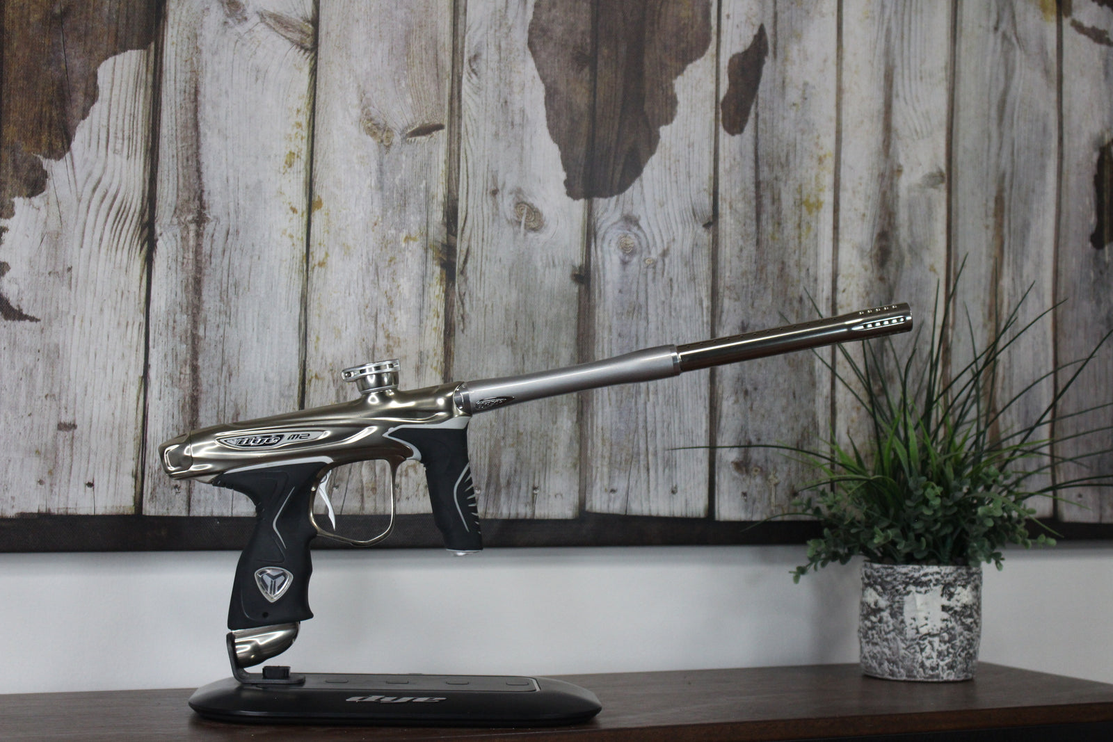 Dye MOSair M2 - LE Royal Champagne