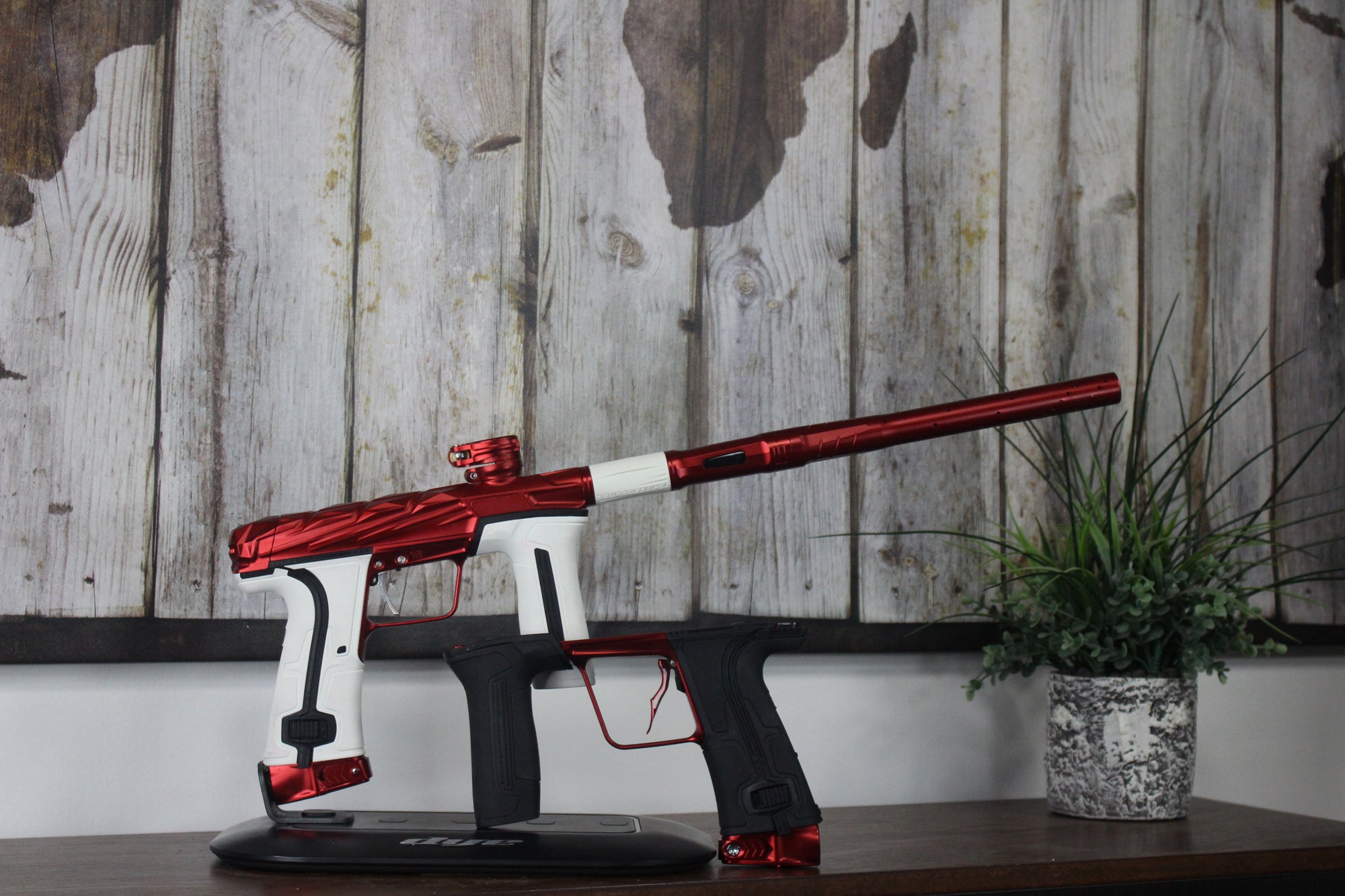 Planet Eclipse Infamous CS3 w/Mech - Red