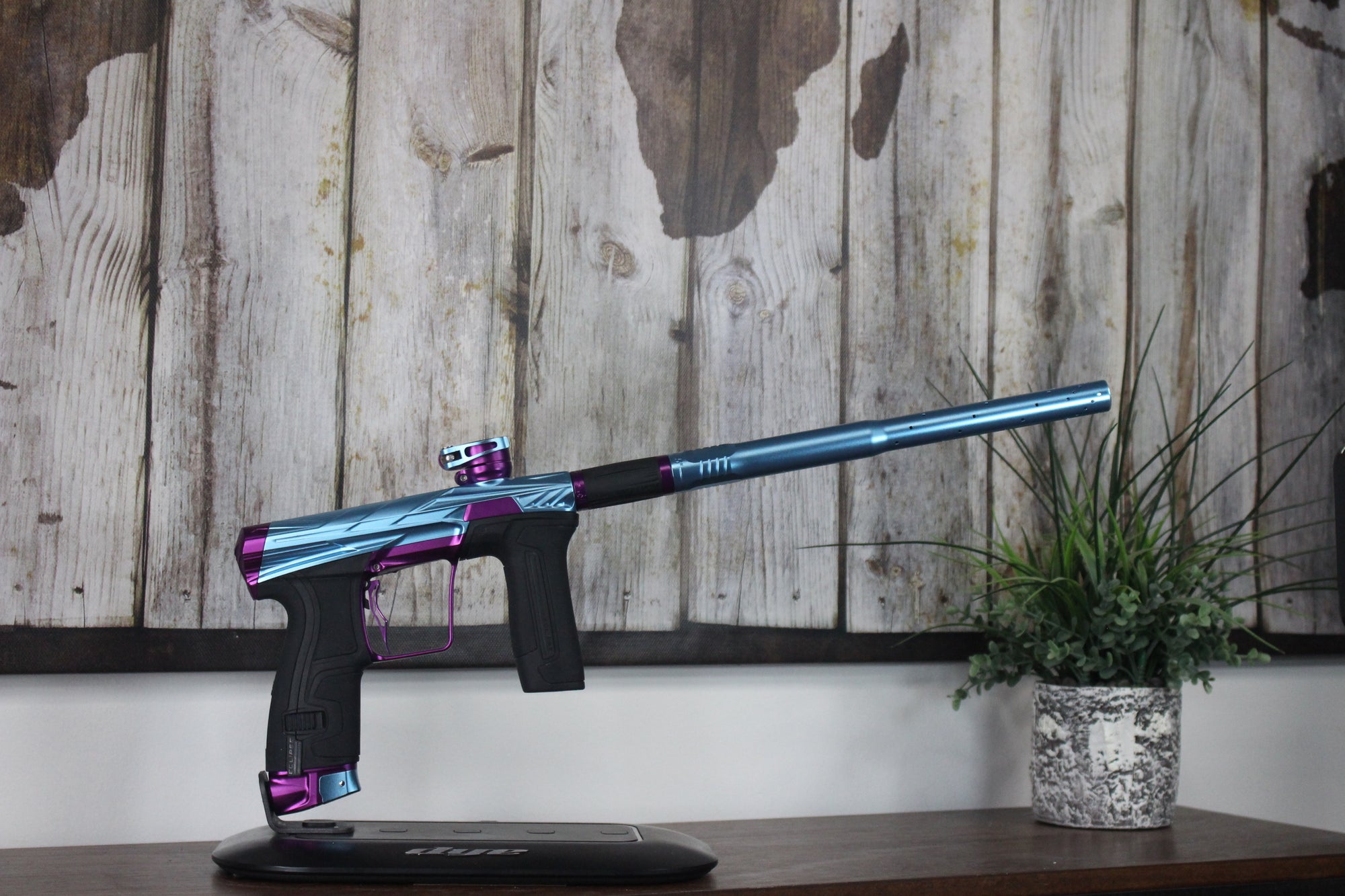 HK Army Invader CS2 Pro - Electric Blue/Purple