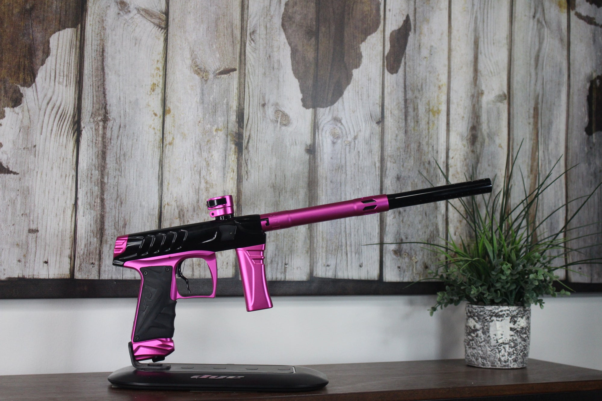 Field One Force - Black/Pink