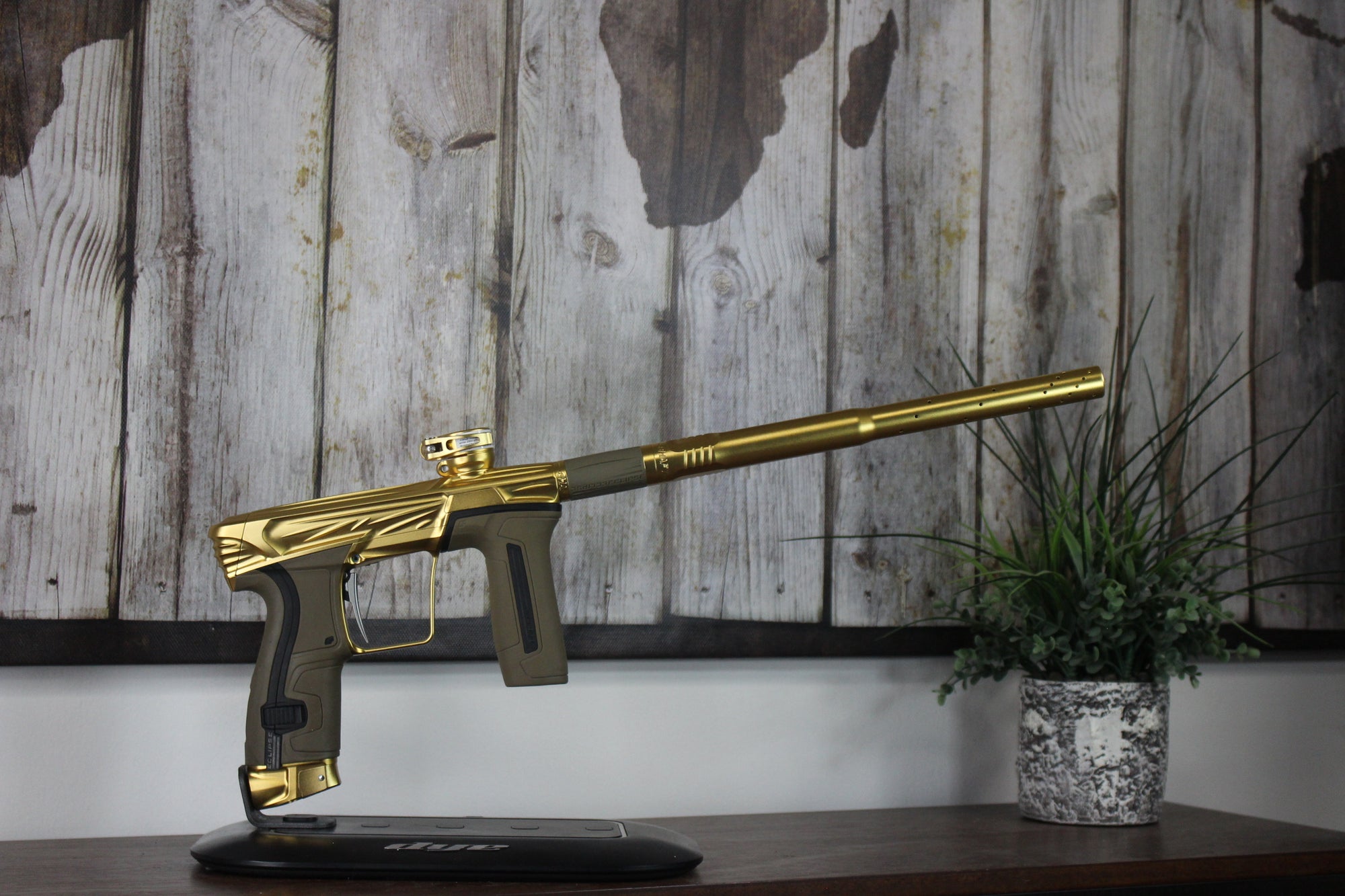 Planet Eclipse Project G CS2 - Gold