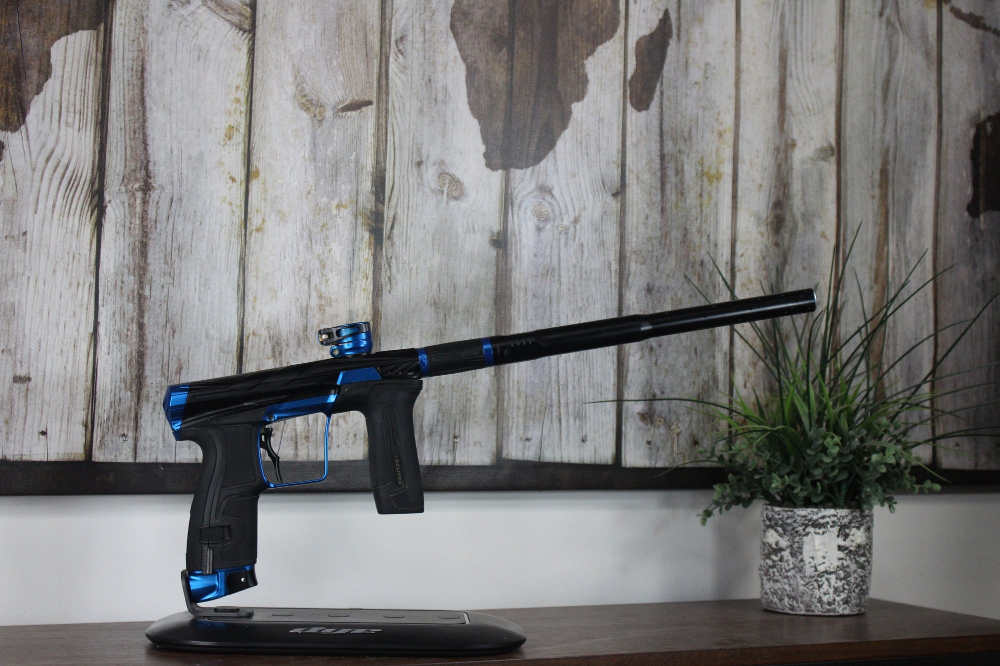 HK Army Invader CS2 Pro - Black/Blue