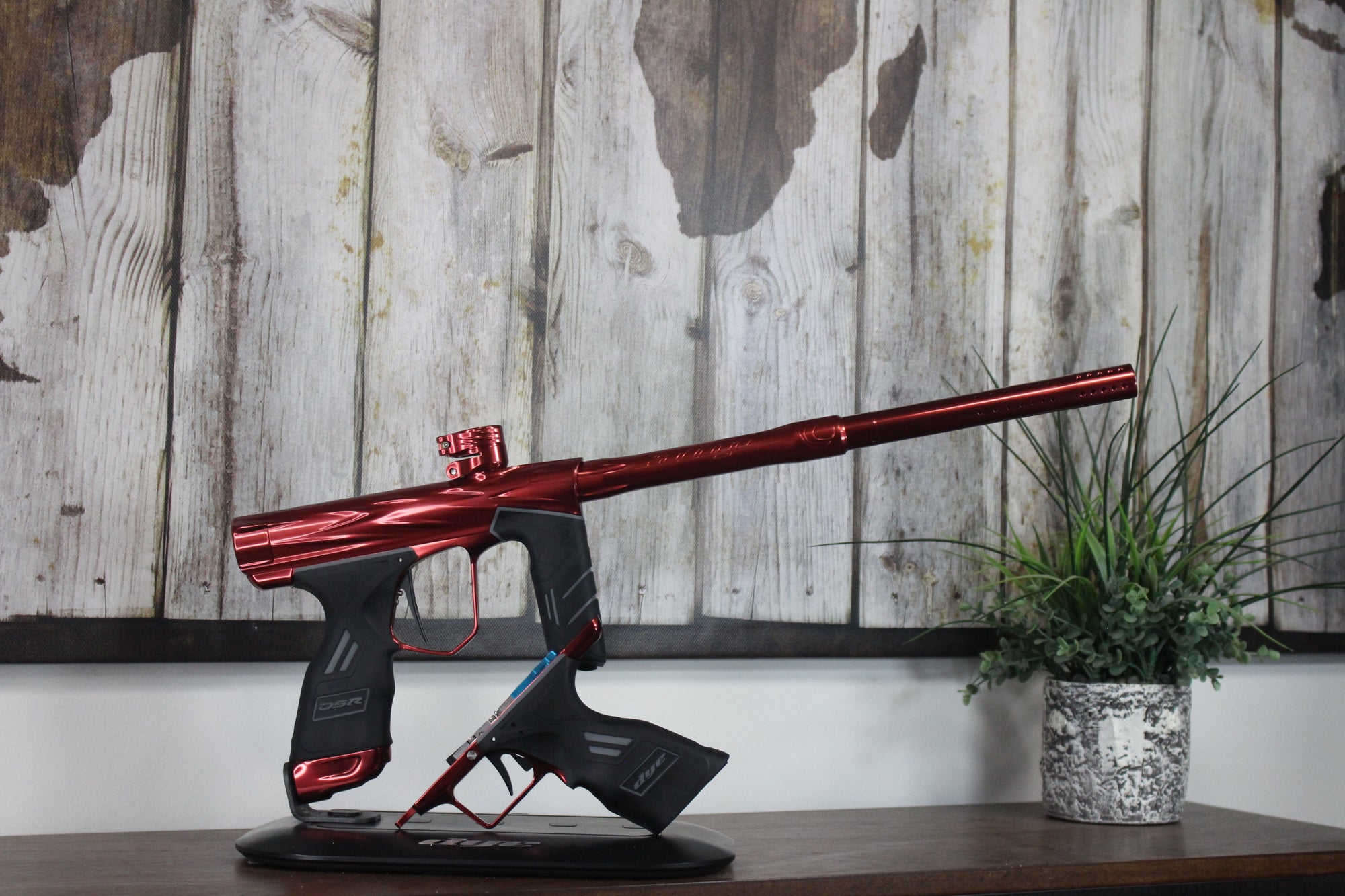 Dye Dark Edition DSR+ w/Mech - Red