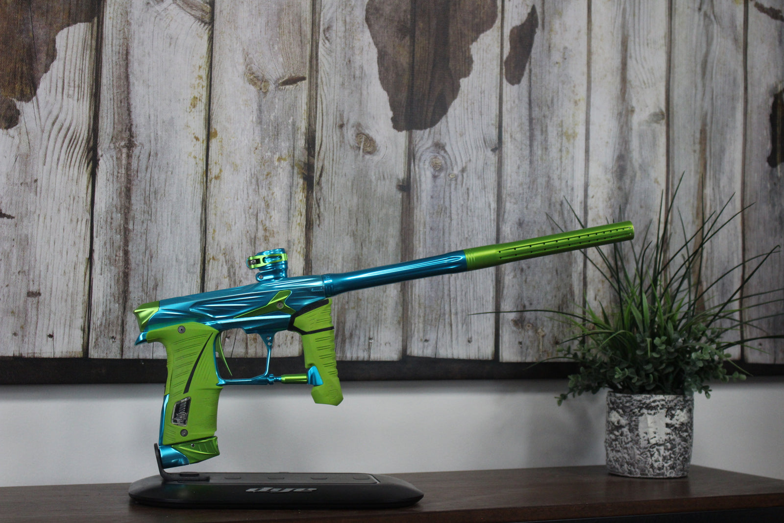 Planet Eclipse GSL - Gloss Poison