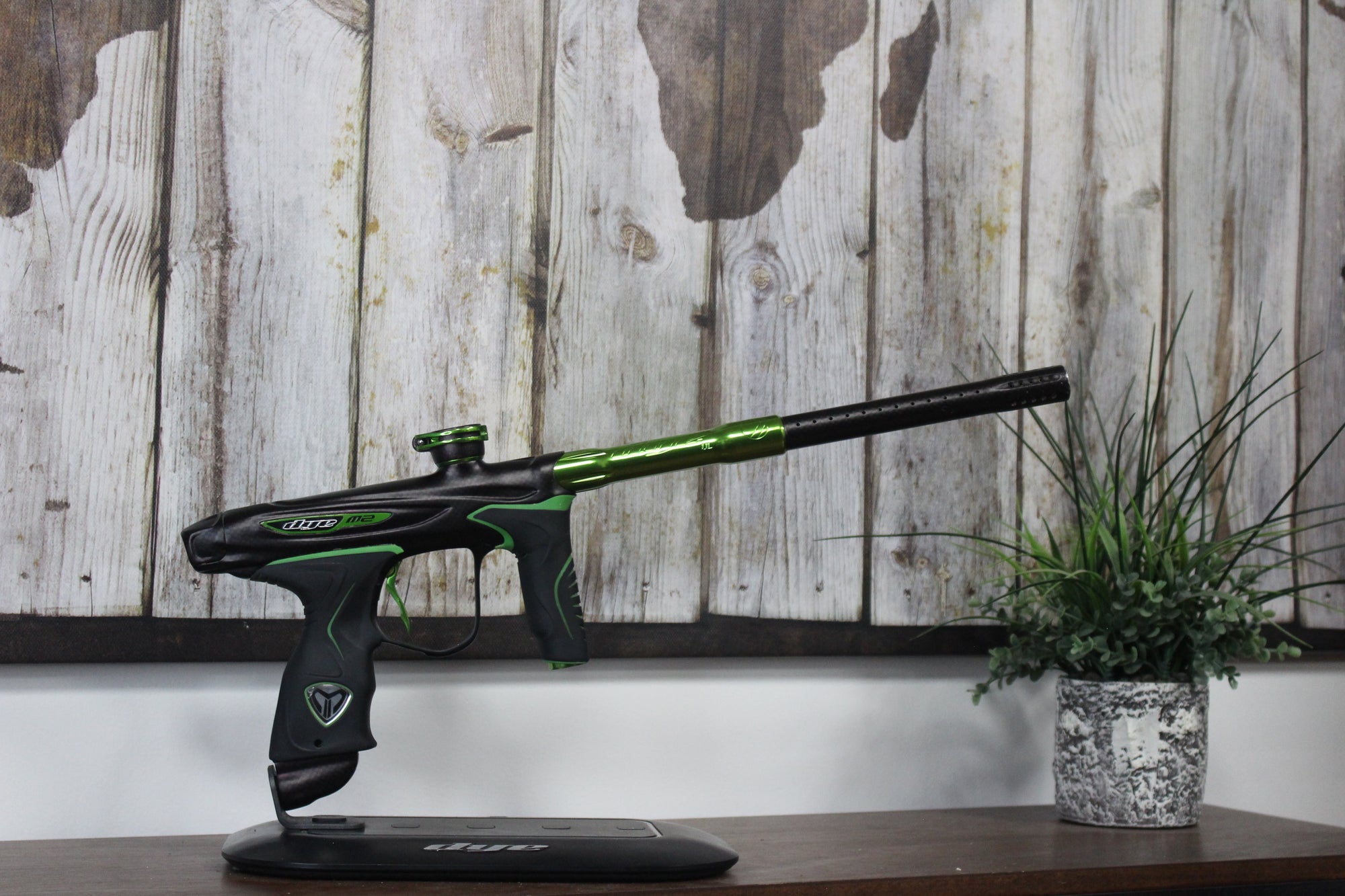 Dye M2 - Carbon/Green