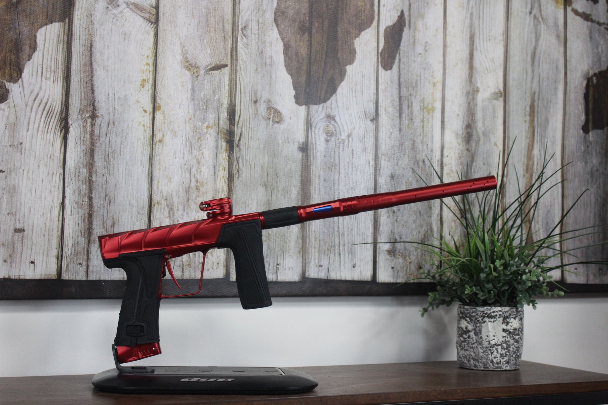 Planet Eclipse Project Geo R5 - Red