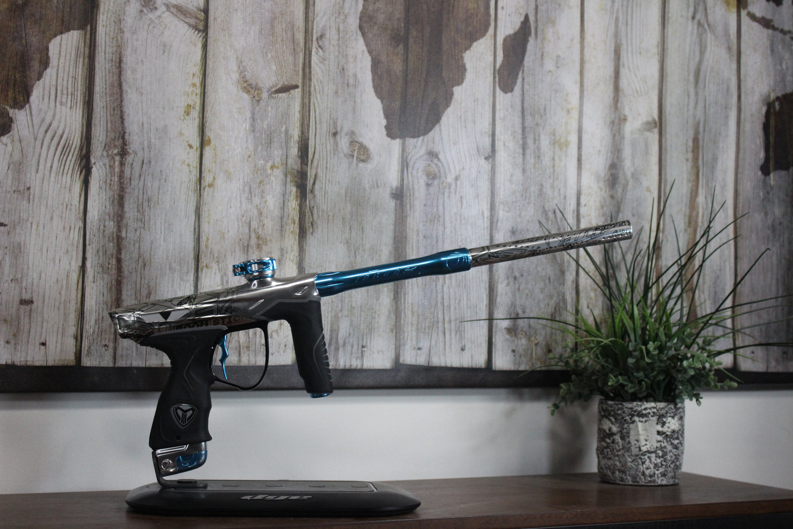 Dye M3+ - Logoflauge