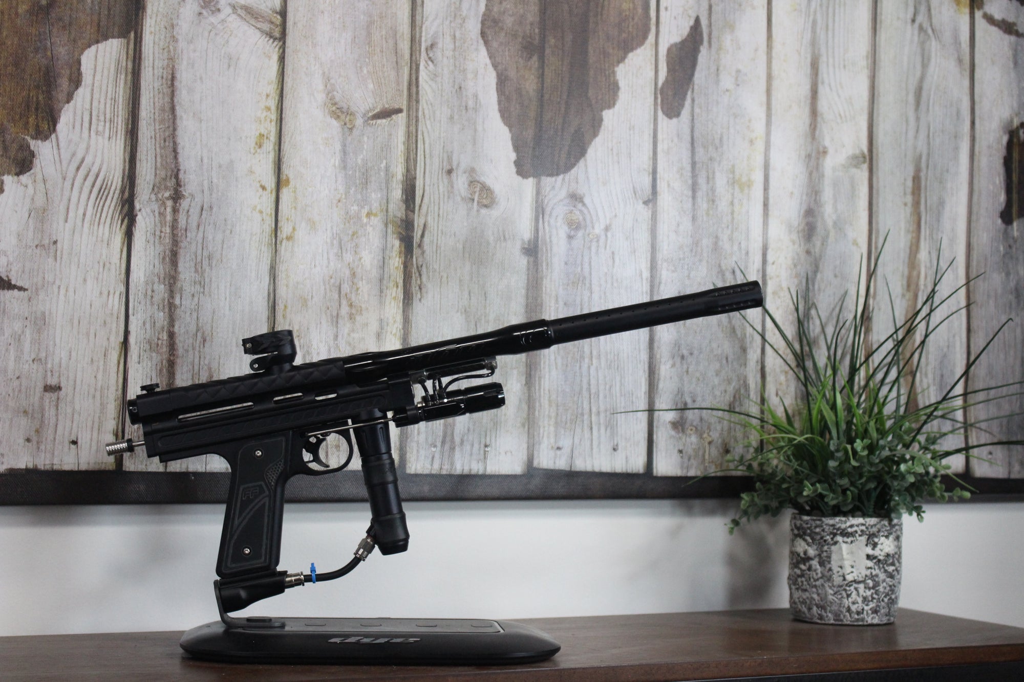 Freeflow Dye "Aces" Autococker - Dust Black