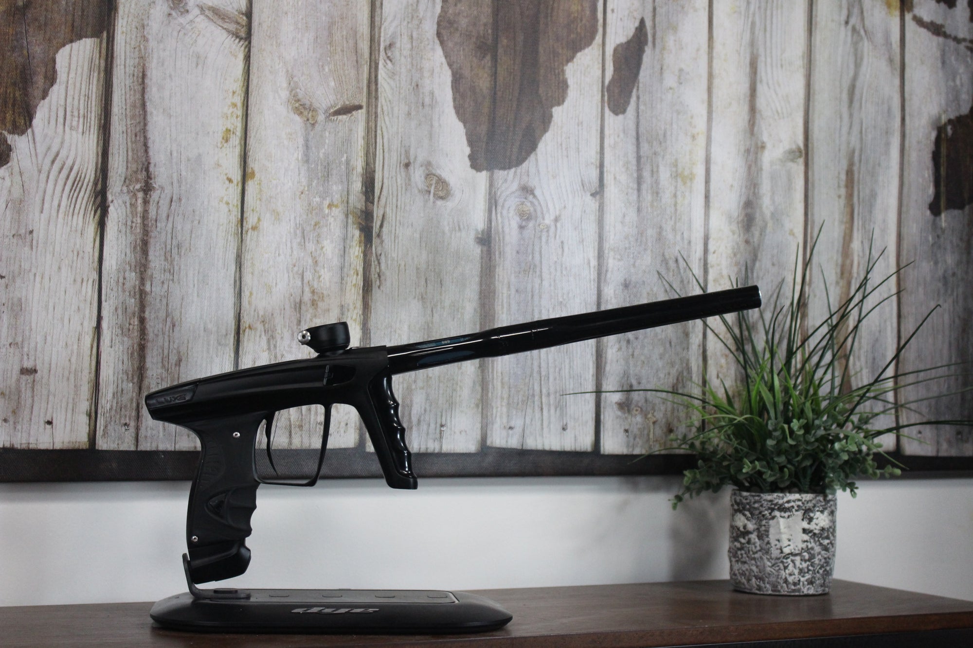 DLX Luxe X - Black