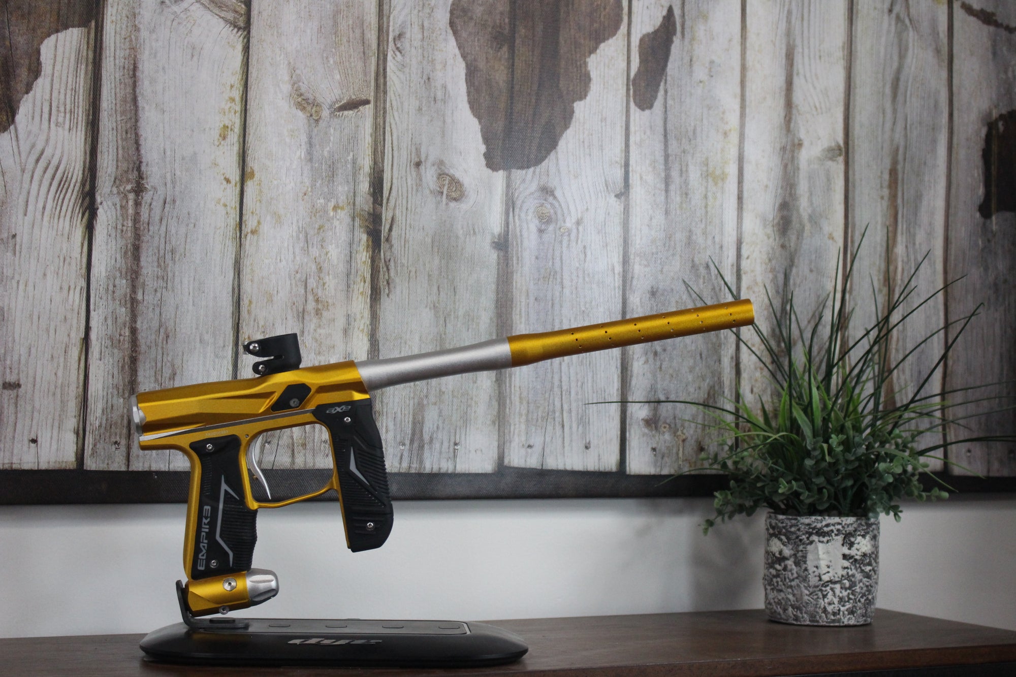 Empire Axe 2.0 - Gold/Silver/Black
