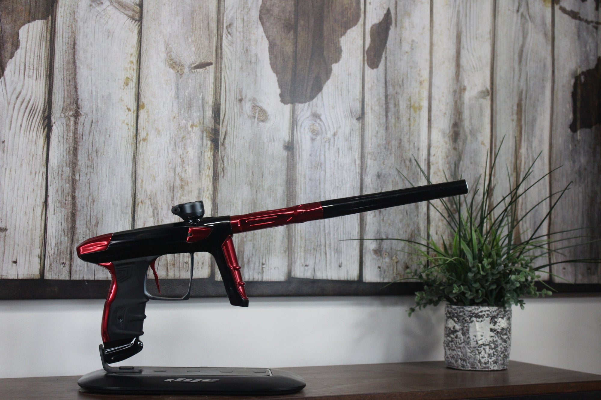 DLX Luxe IDOL - Black/Red