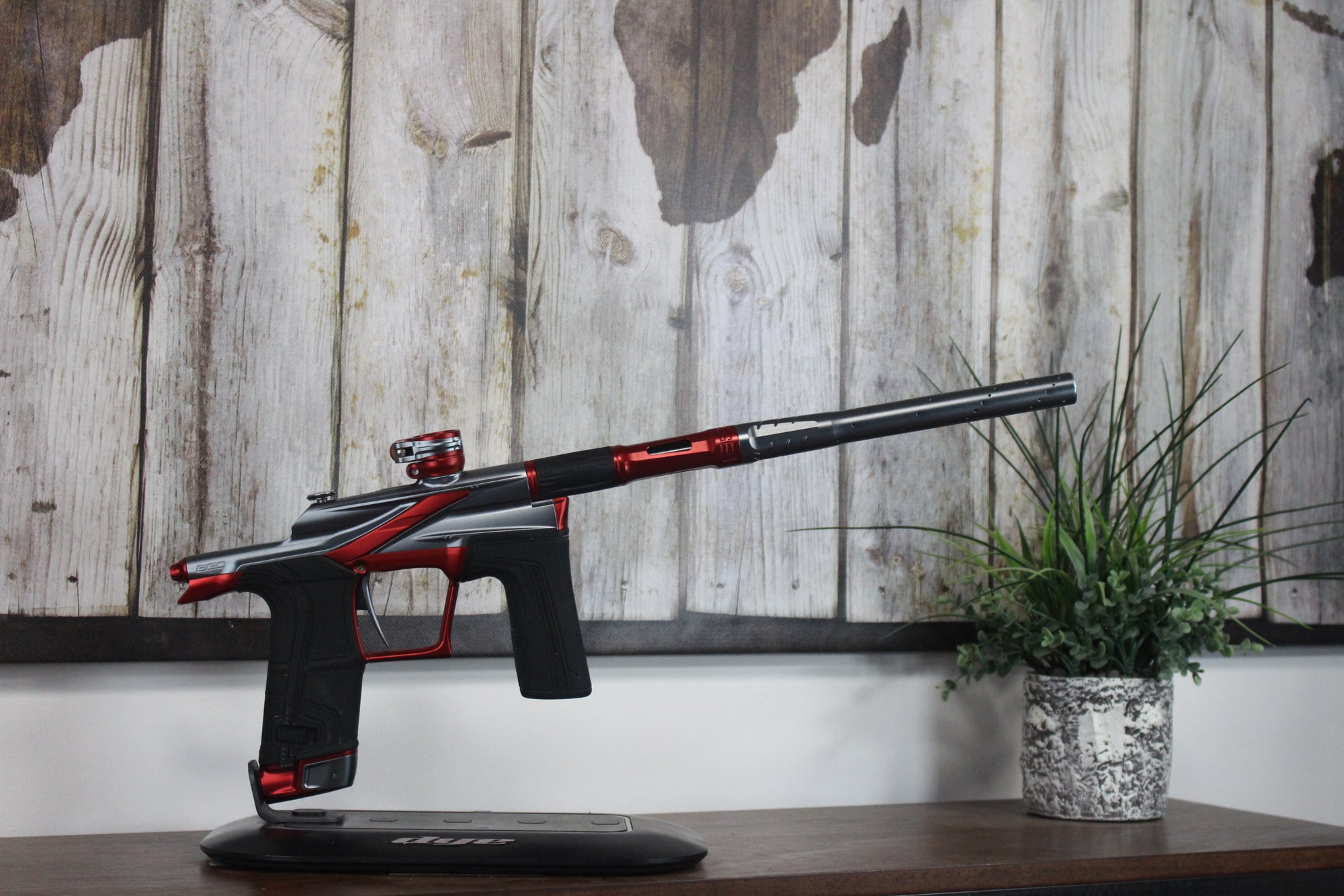 Planet Eclipse LV2 - Grey/Red