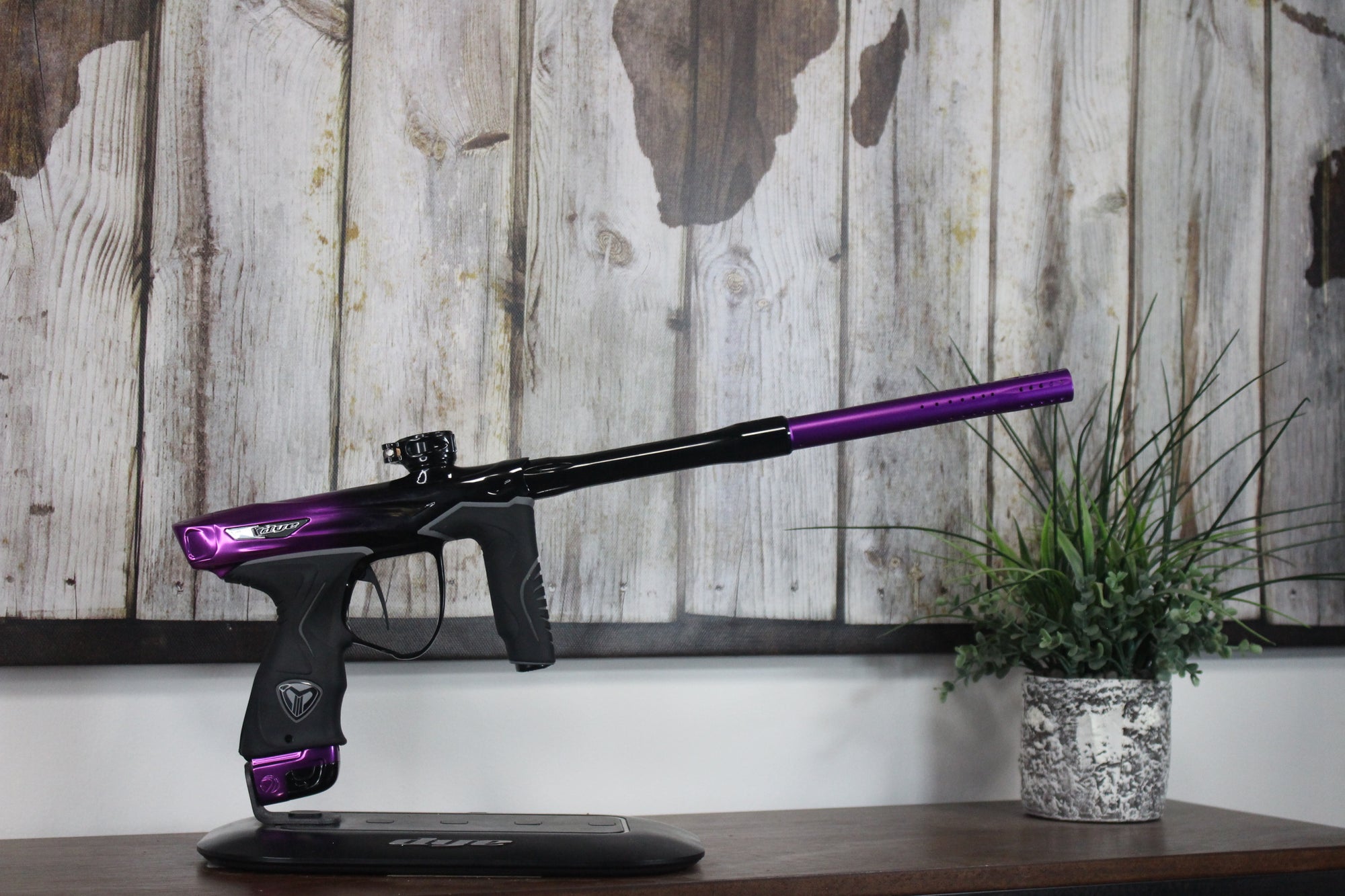 Dye M3+ - Barney Fade