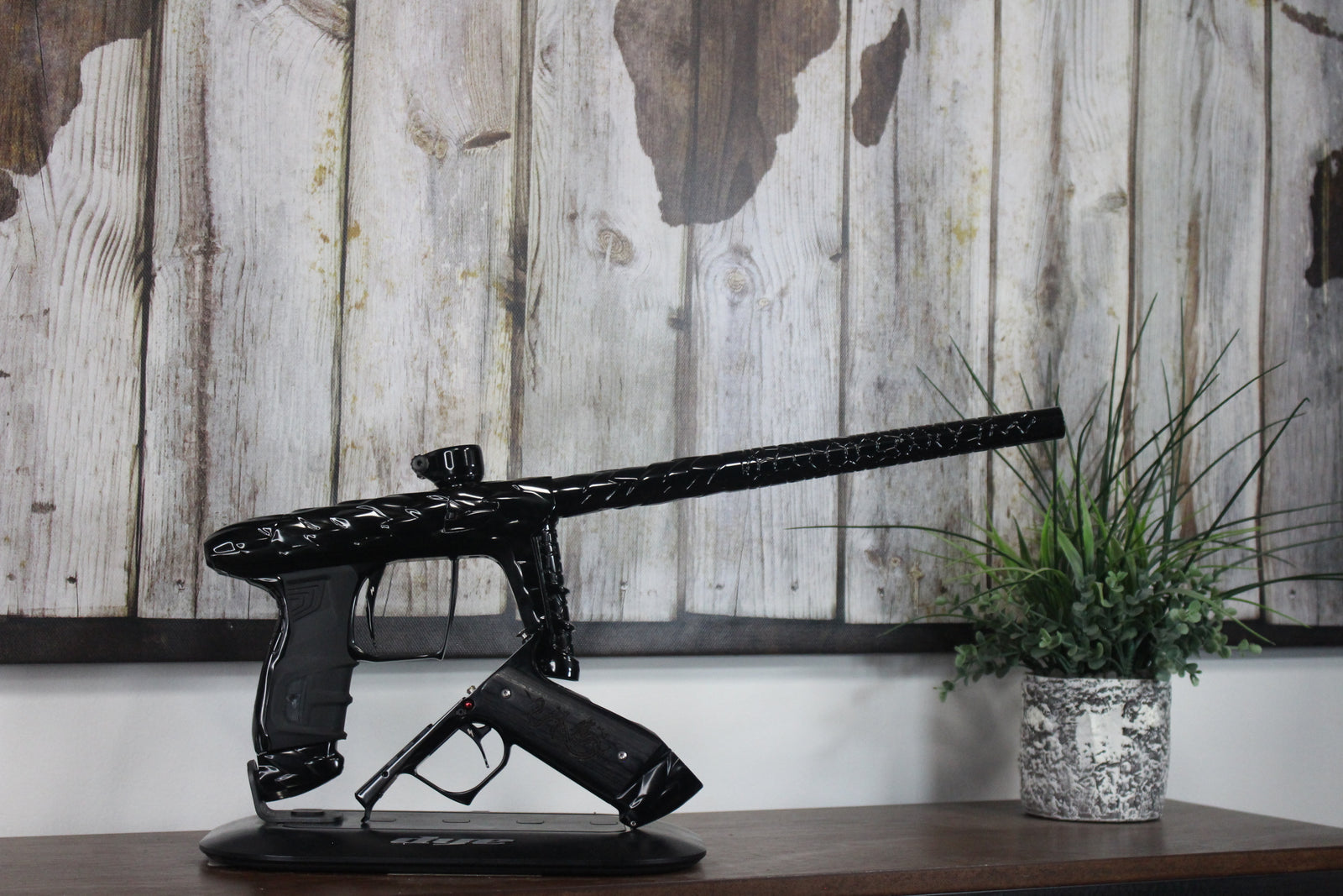 Adrenaline Luxe IDOL w/Mech - Gloss Black