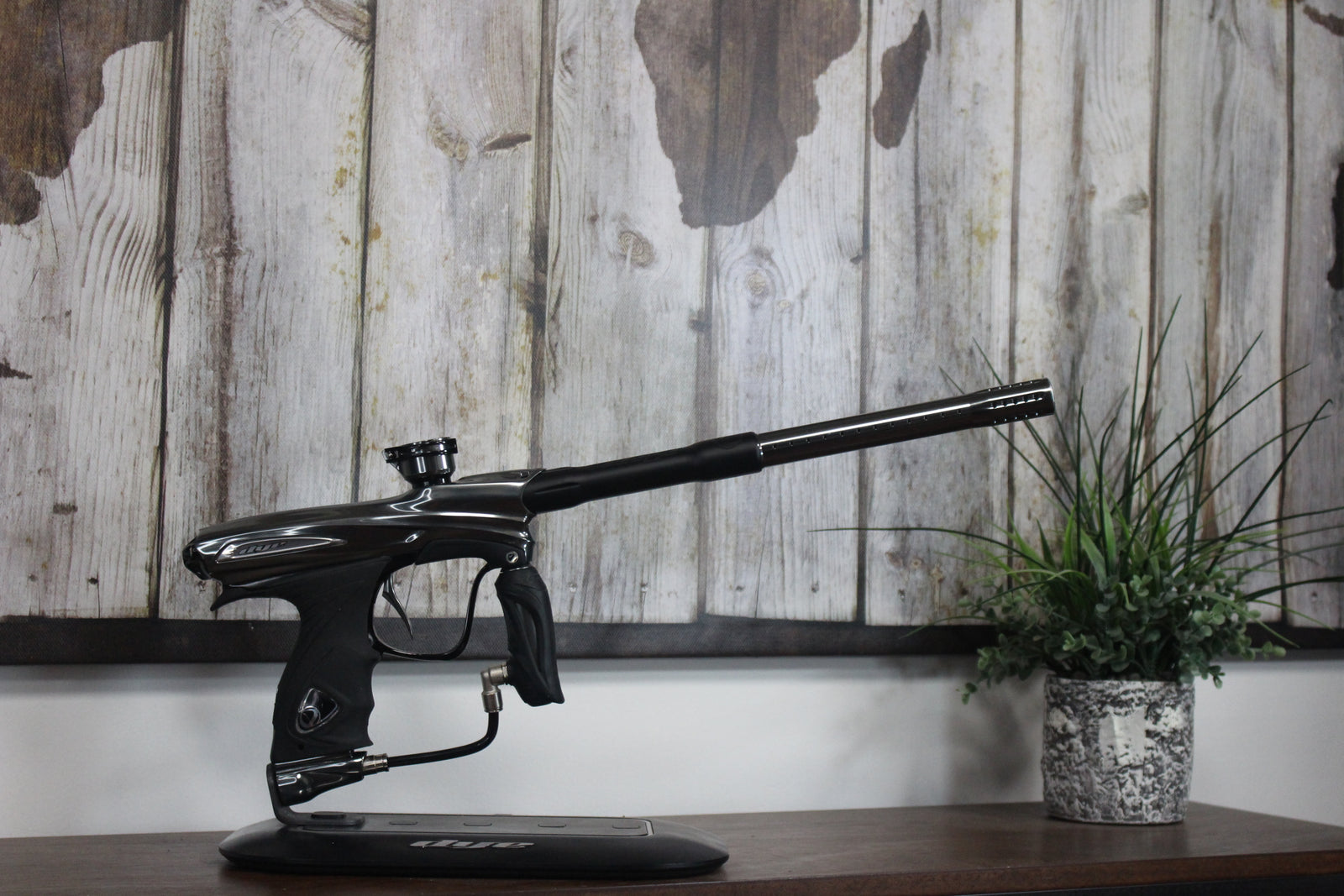 Dye NT11 - Gunmetal/Black