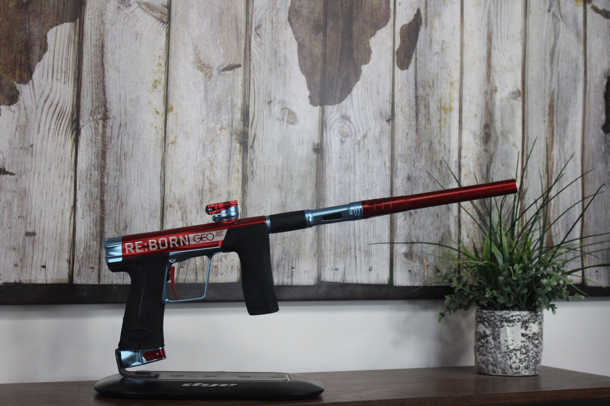 Planet Eclipse Geo R5 - Red/Teal Launch Edition