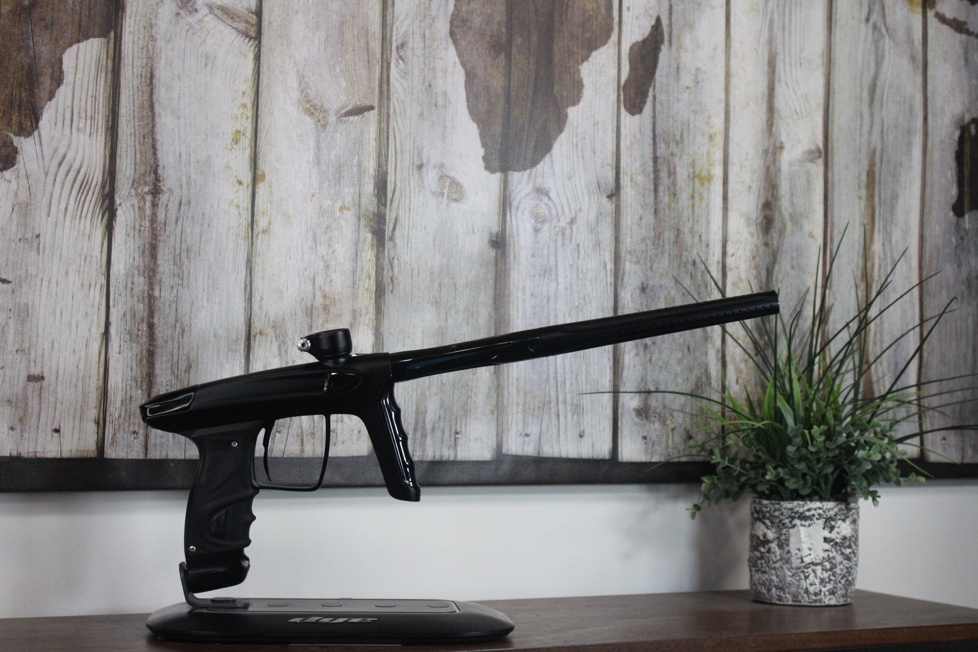 DLX Luxe TM40 - Black