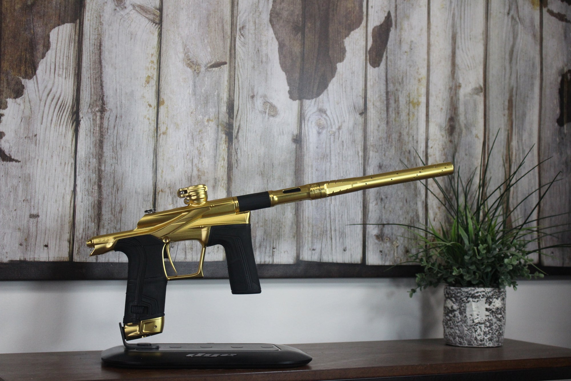 Planet Eclipse LV2 - Gold