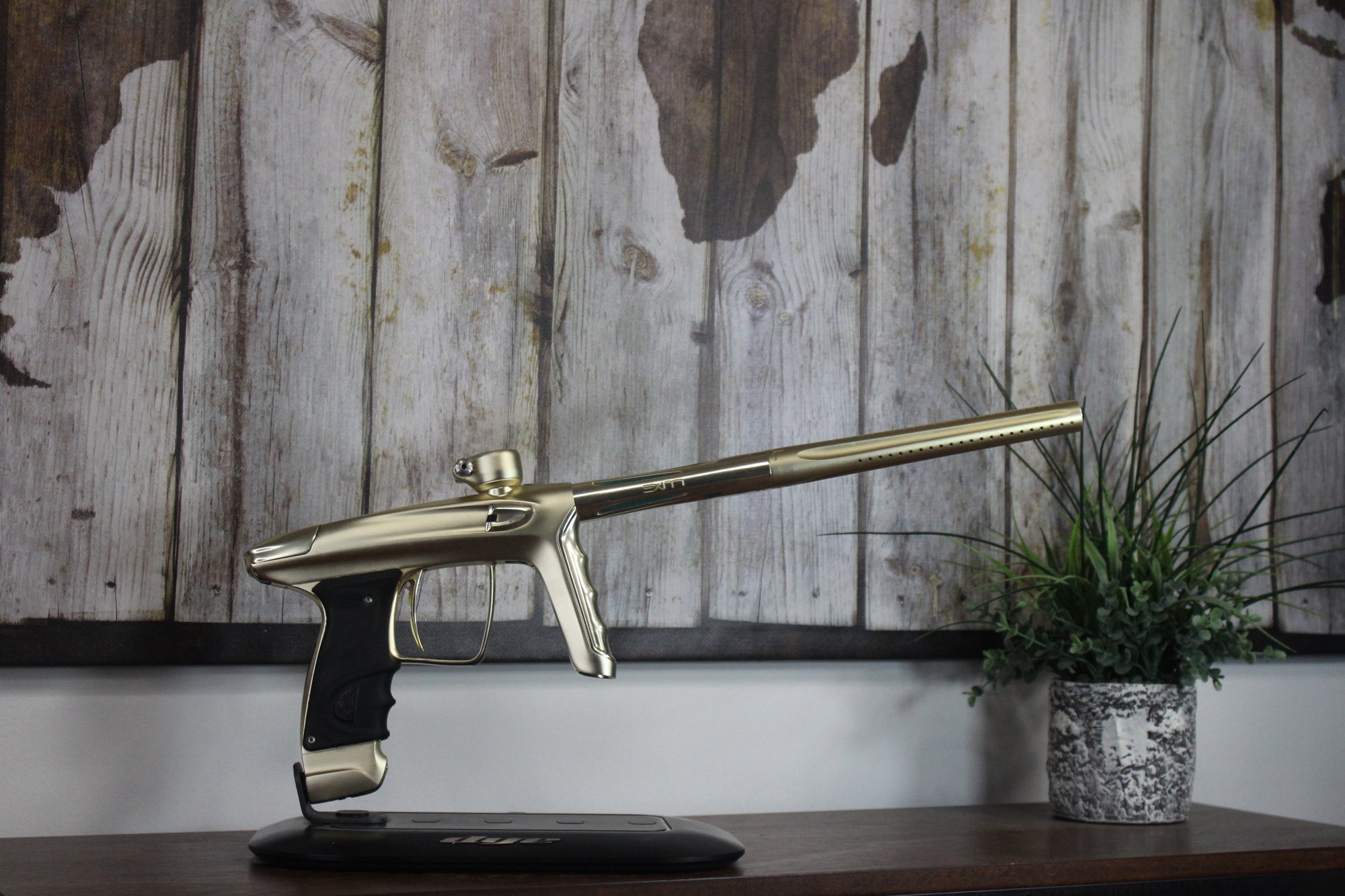 DLX Luxe TM40 - Gold