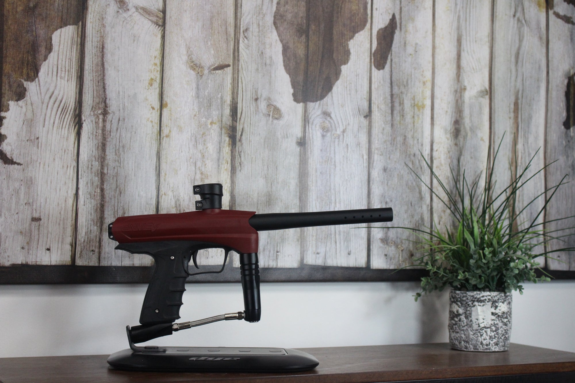 GoG eNMEy - Red/Black