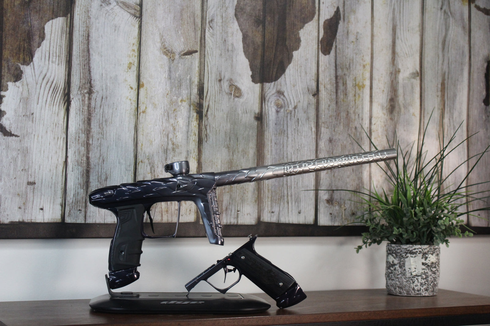 Adrenaline Luxe IDOL w/Mech - Silver Surfer