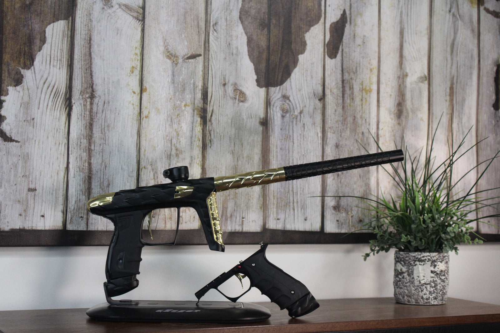 Adrenaline Luxe IDOL w/Mech - Black/Gold