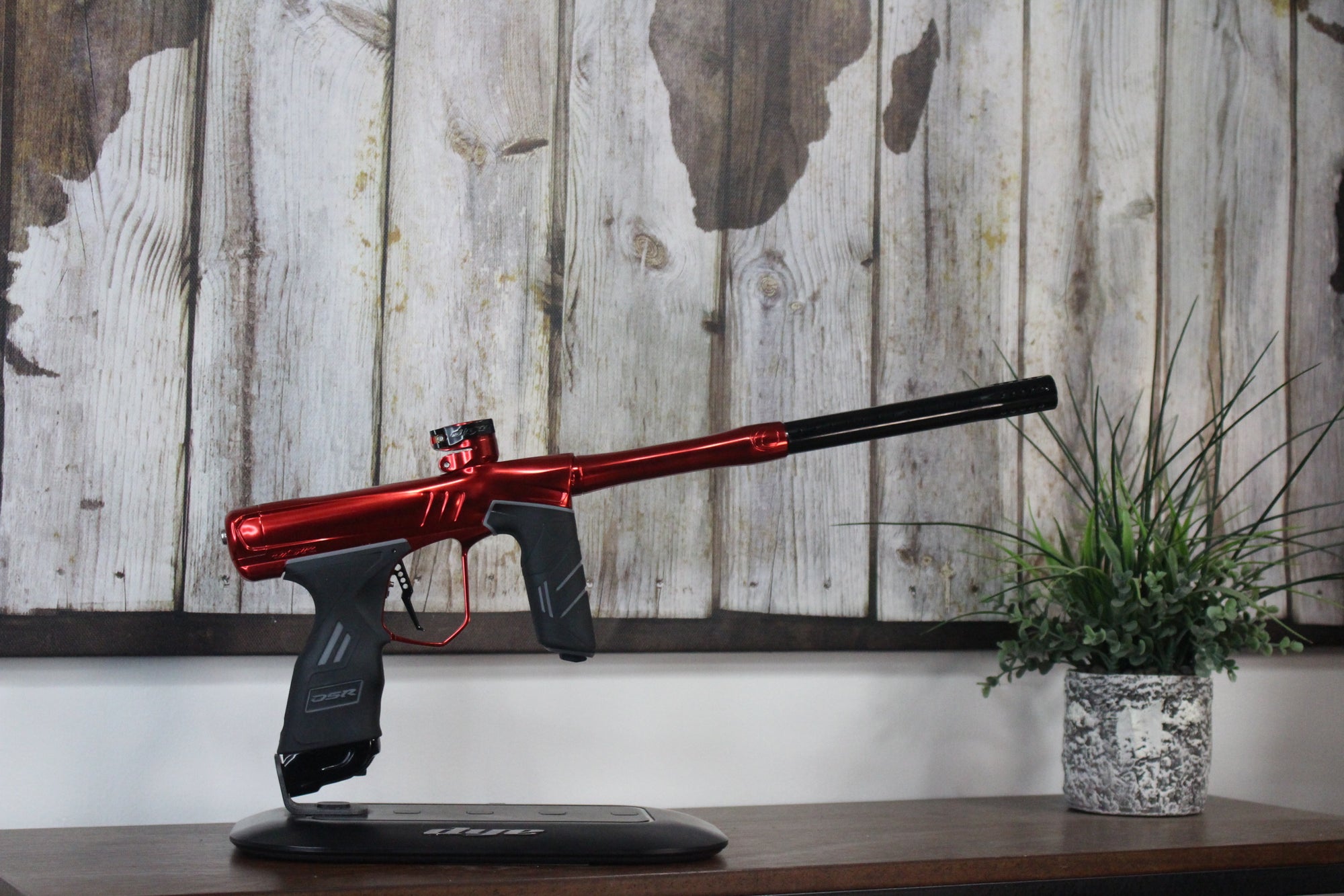 Dye DSR+ - Red/Black