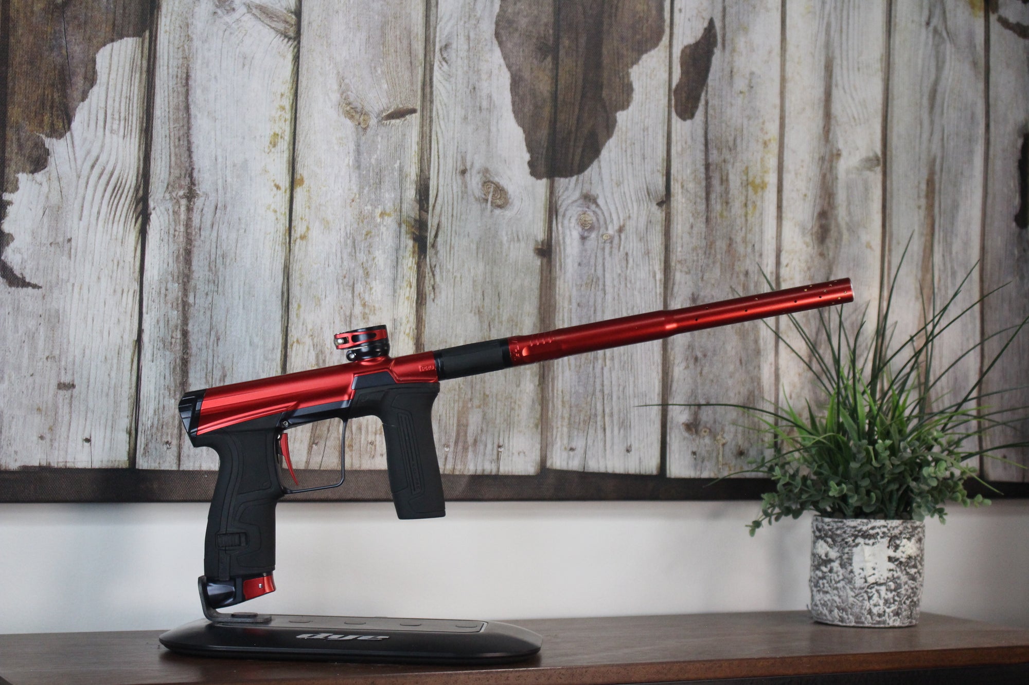Planet Eclipse CS2 Pro - Red/Black