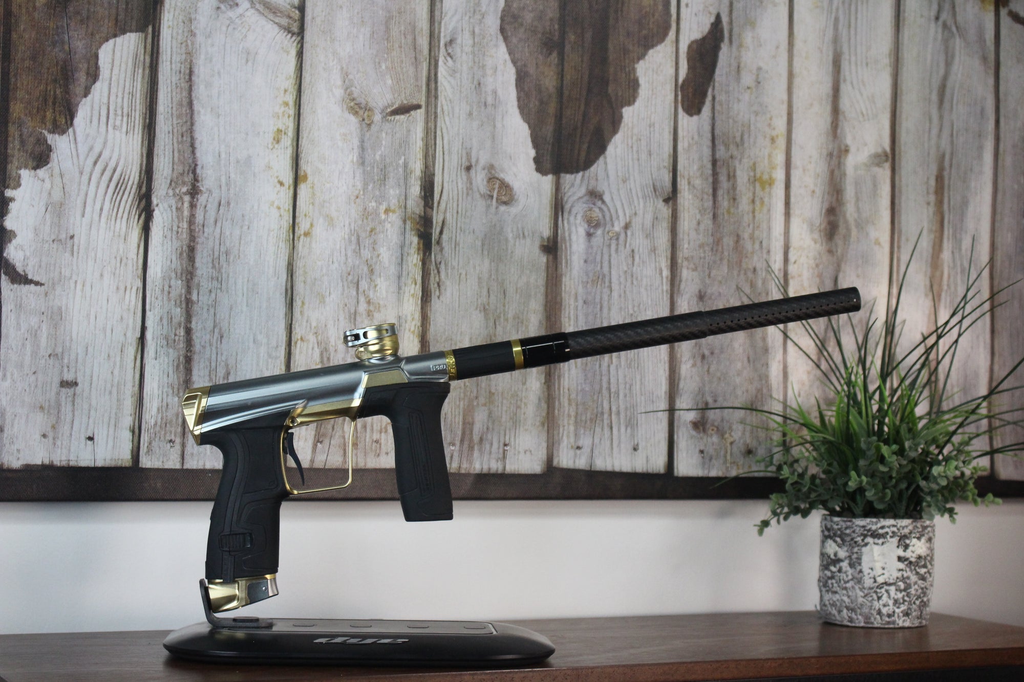 Planet Eclipse CS2 Pro - Grey/Gold
