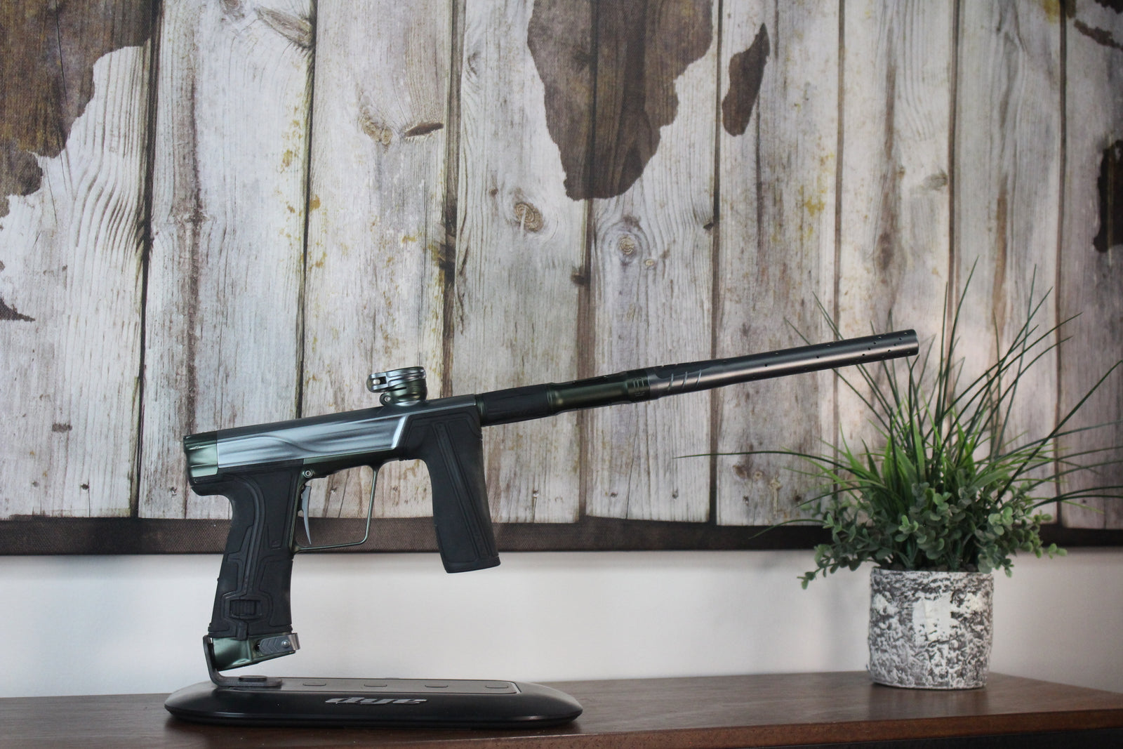 Planet Eclipse Geo R5 - Resilience