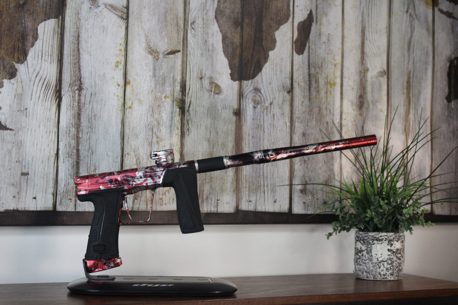 Planet Eclipse Geo R5 - "300"