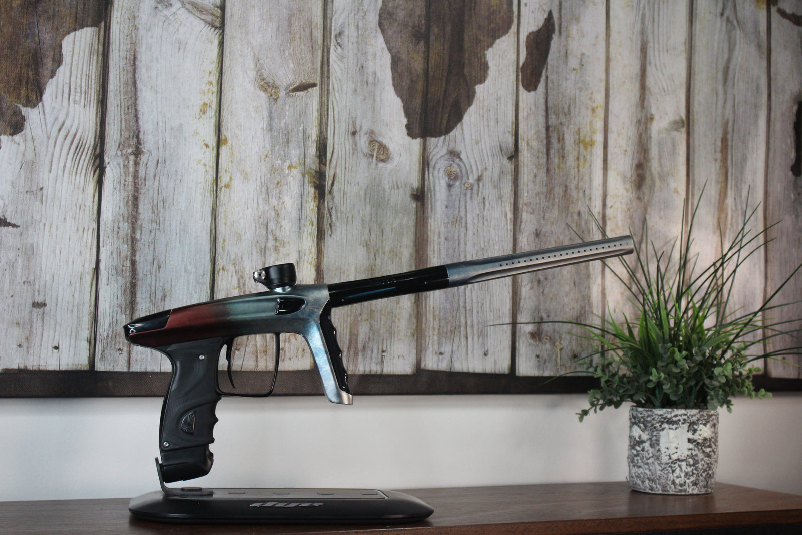 DLX Luxe TM40 - LE Black Ice