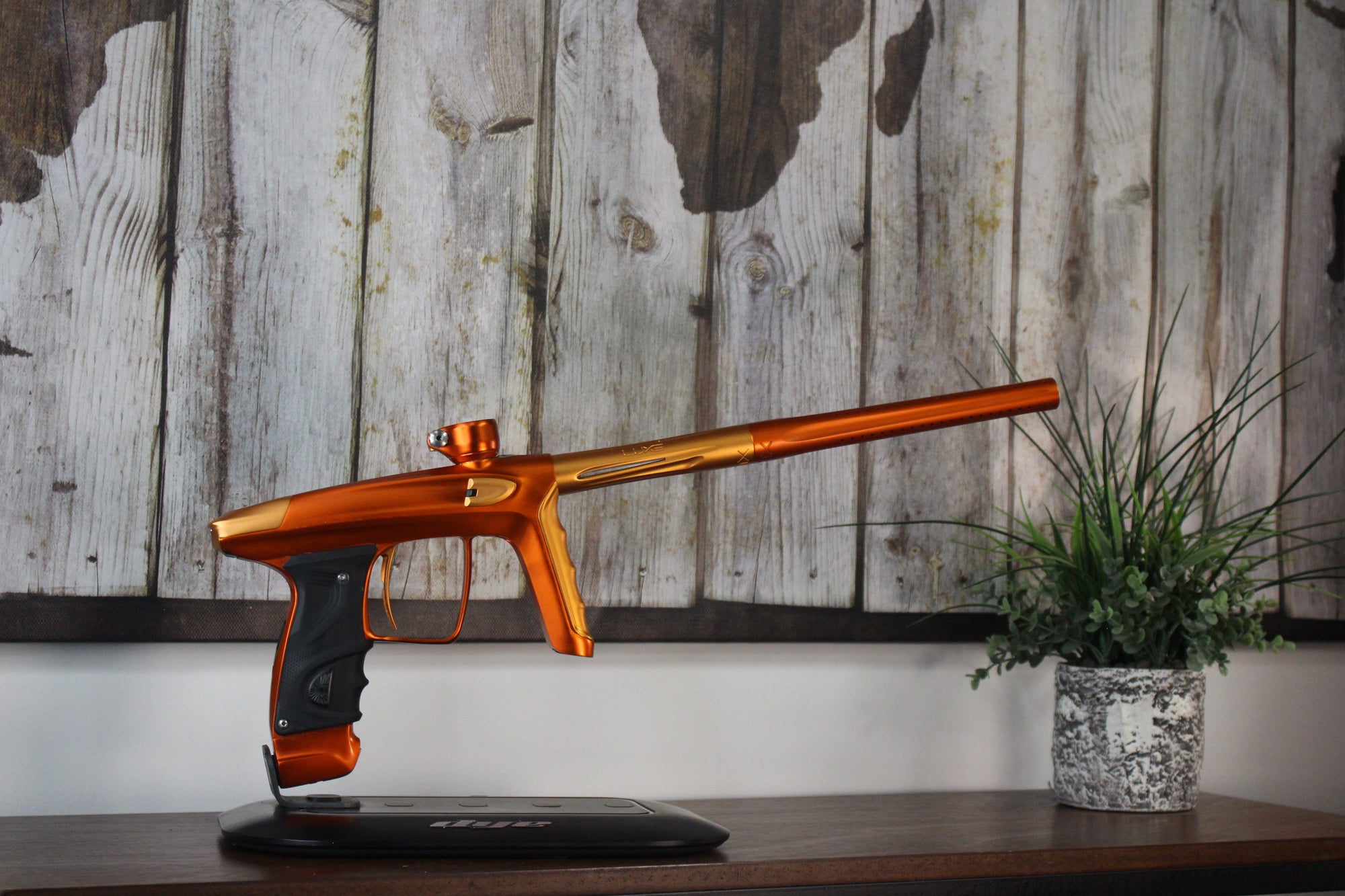DLX Luxe TM40 - Sunkissed