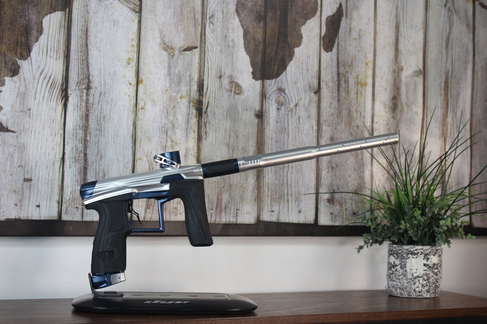 Planet Eclipse Geo 4 - Moonstone