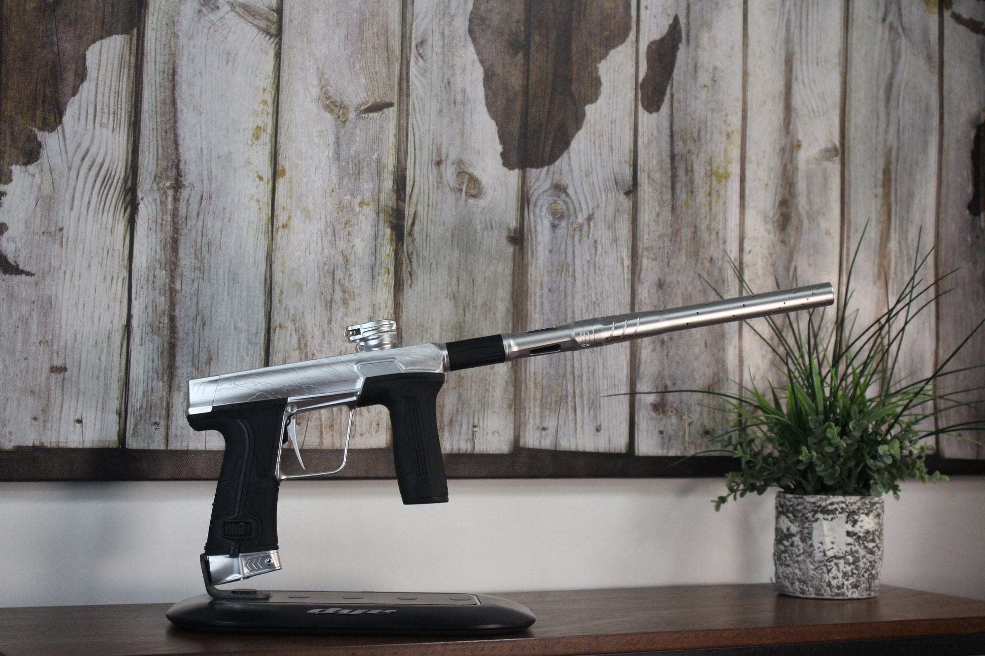 Planet Eclipse Streamline CS3 - Tyler Harmon SS Silver