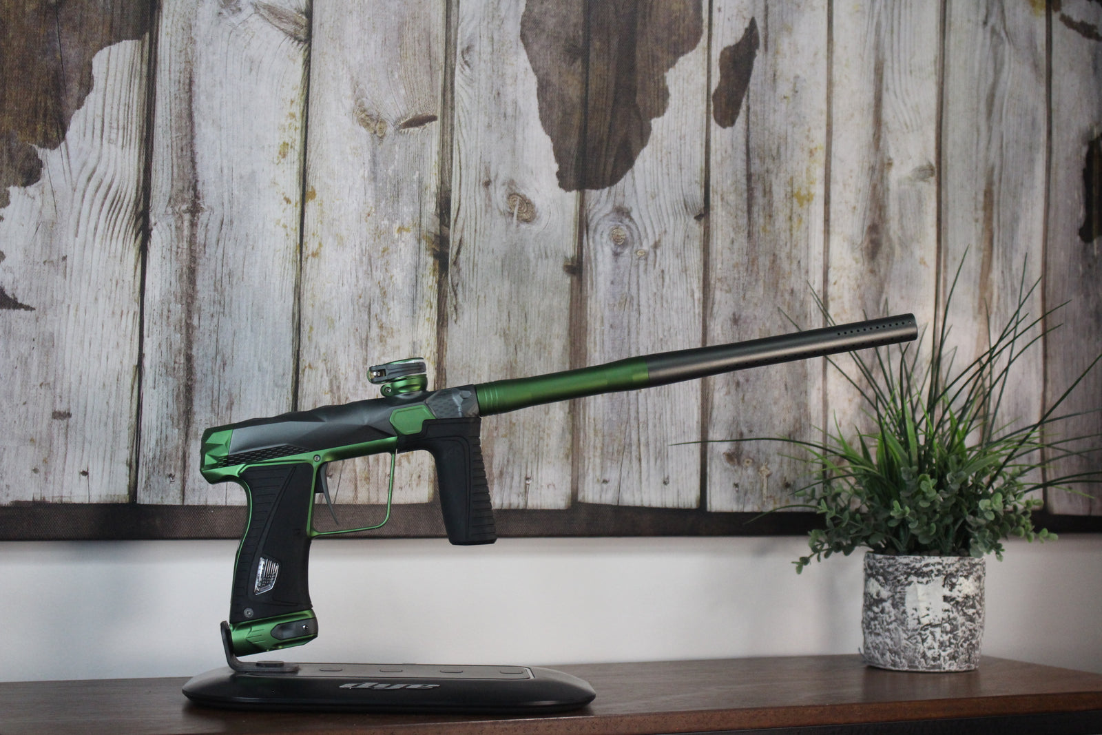 Planet Eclipse Infamous 180R - Grey/Green