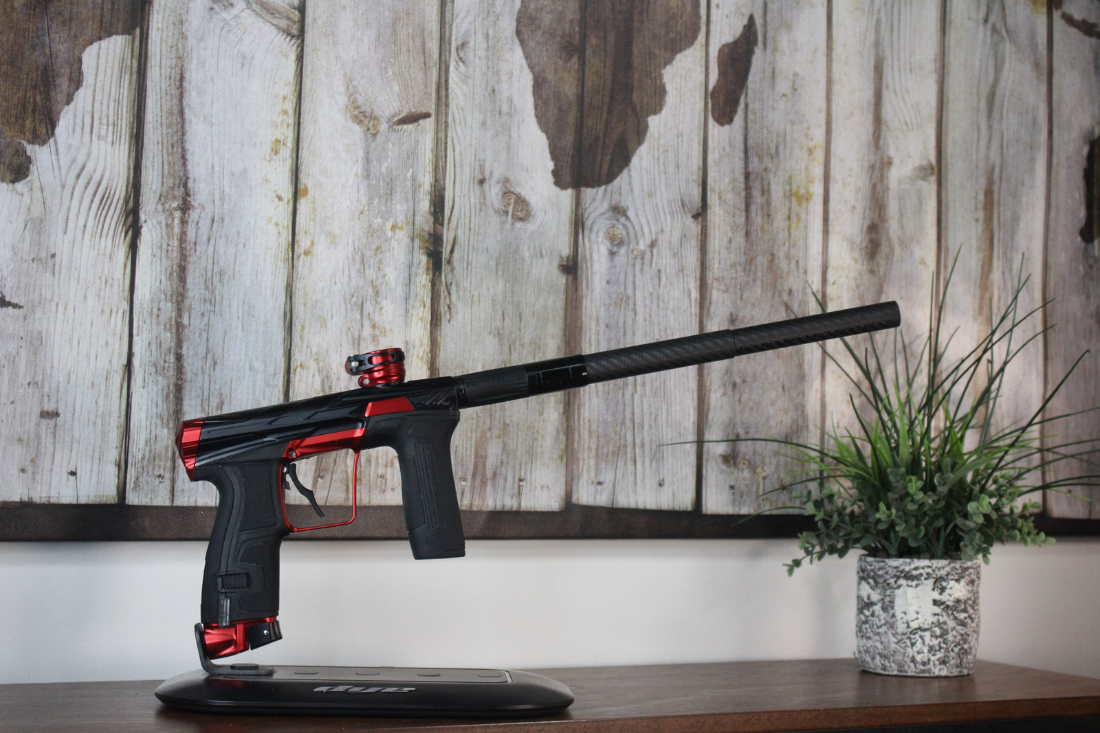 HK Army Invader CS2 Pro - Black/Red