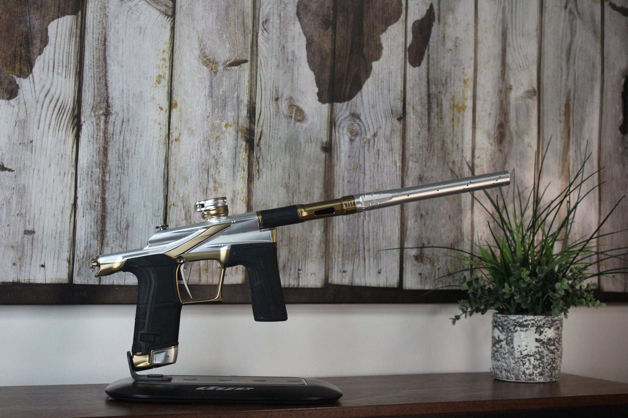 Planet Eclipse LV2 - Silver/Bronze