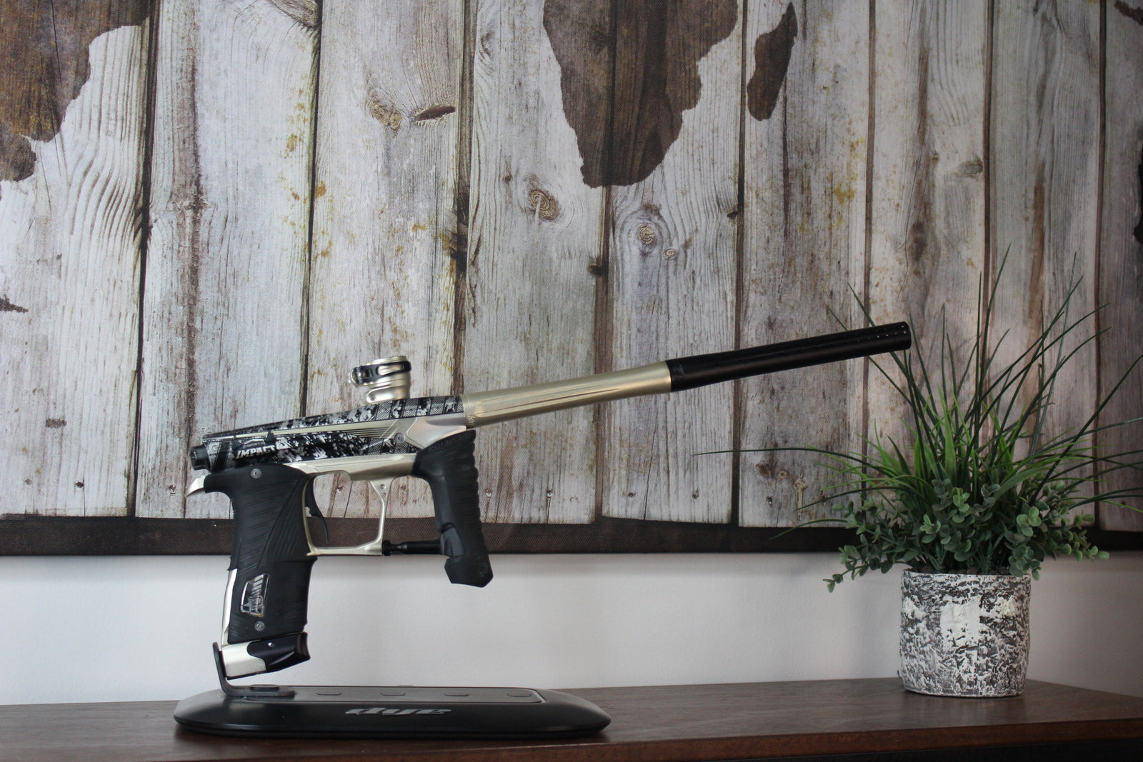 Planet Eclipse Geo 3.1 - LE Impact