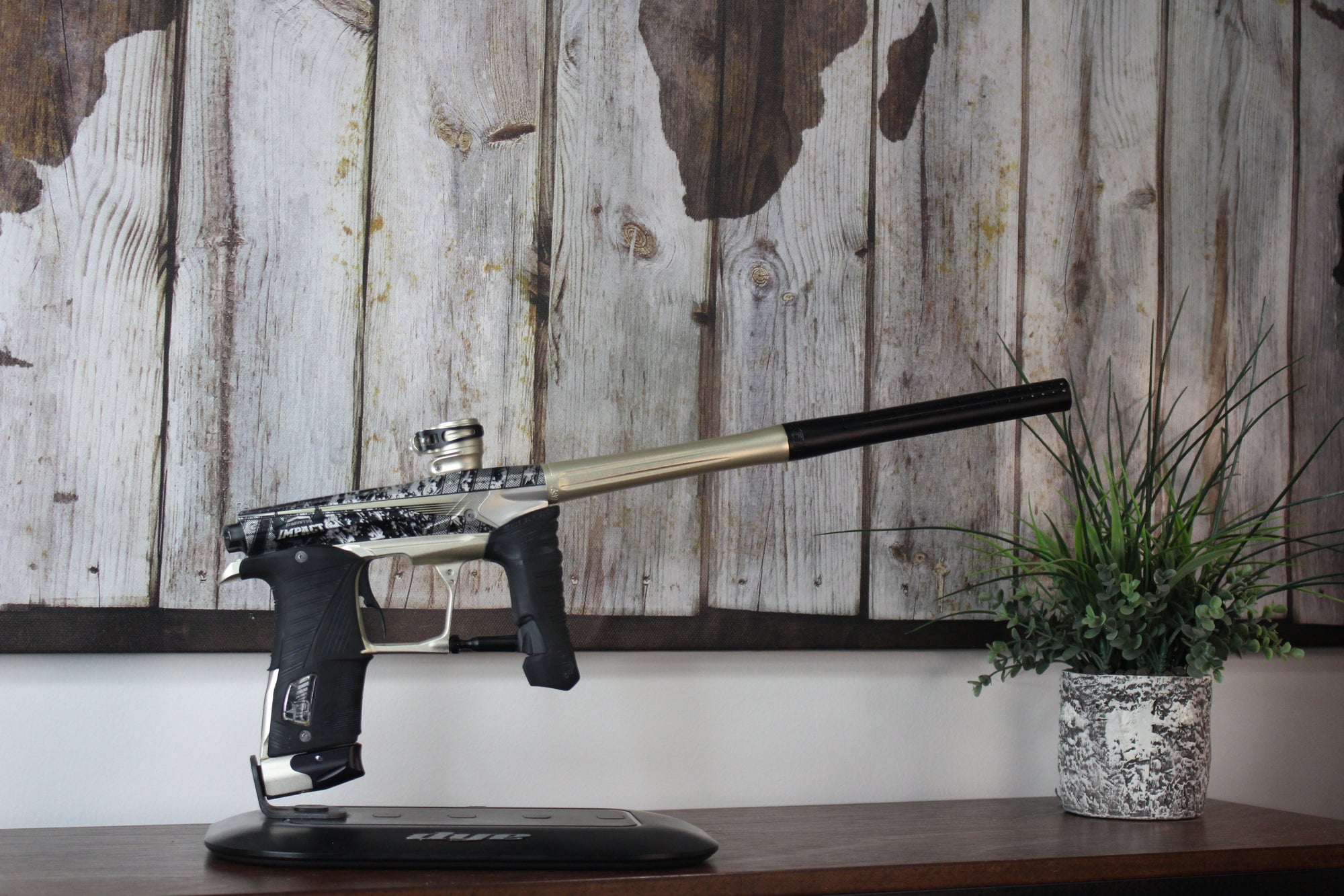 Planet Eclipse Geo 3.1 - LE Impact