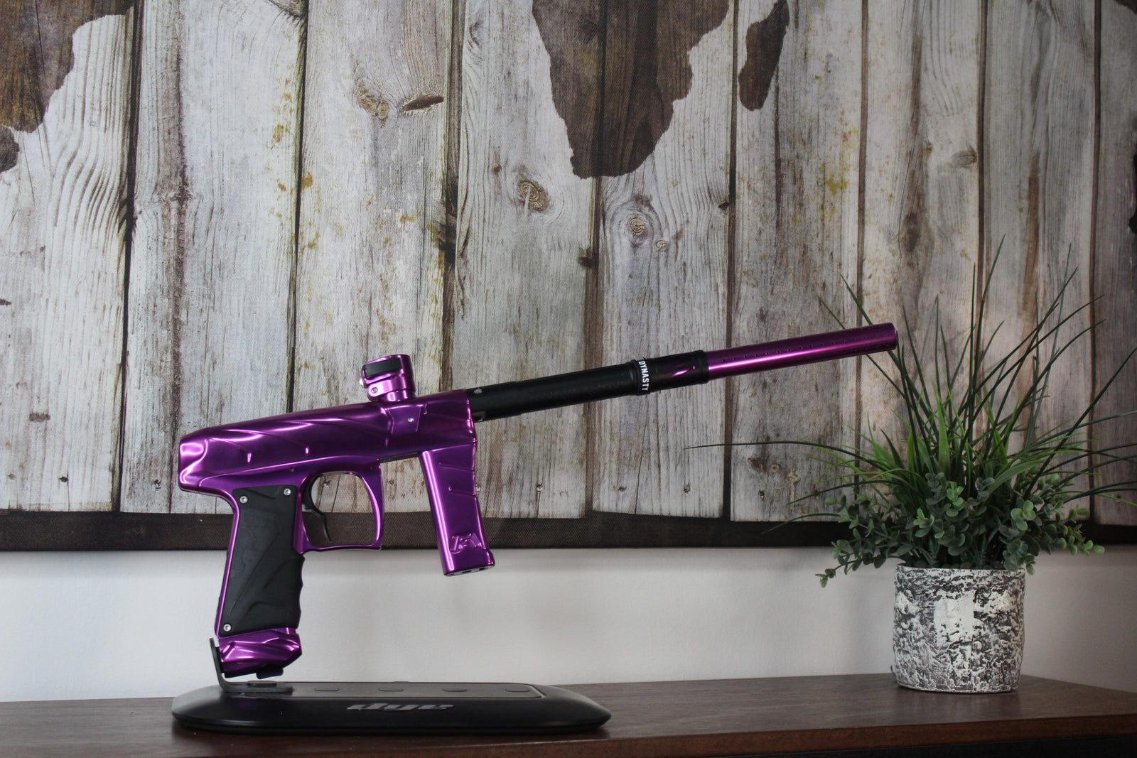 Field One Force V2 - Purple