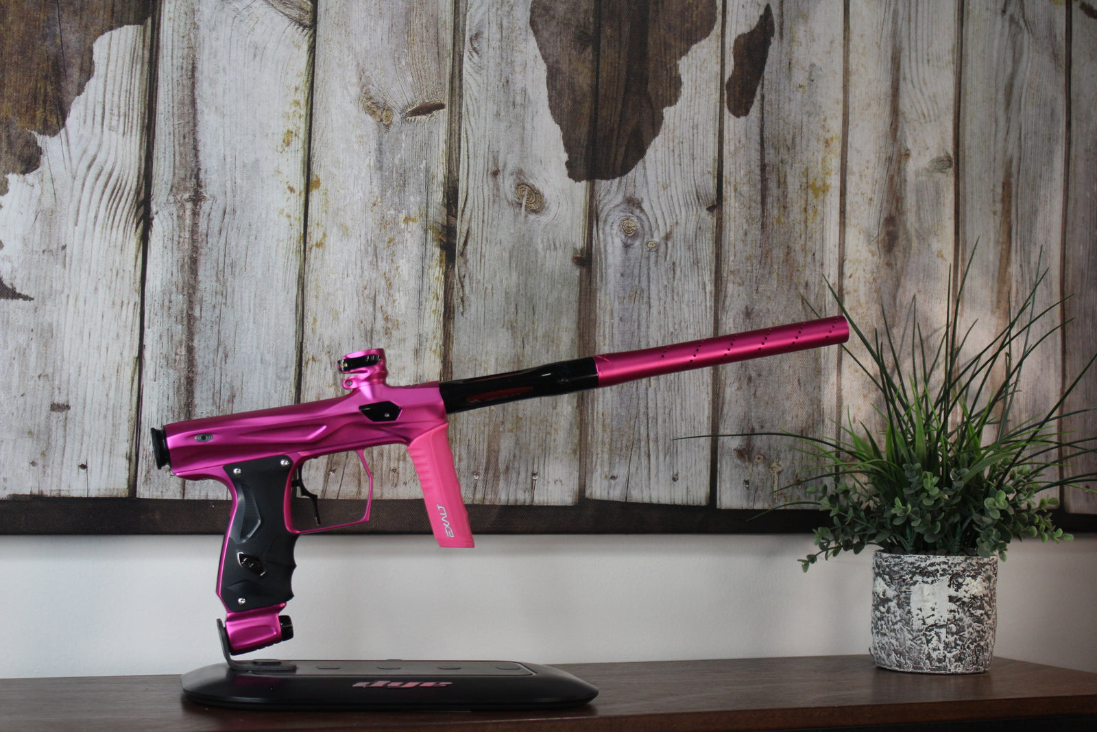 SP Shocker AMP - Pink/Black