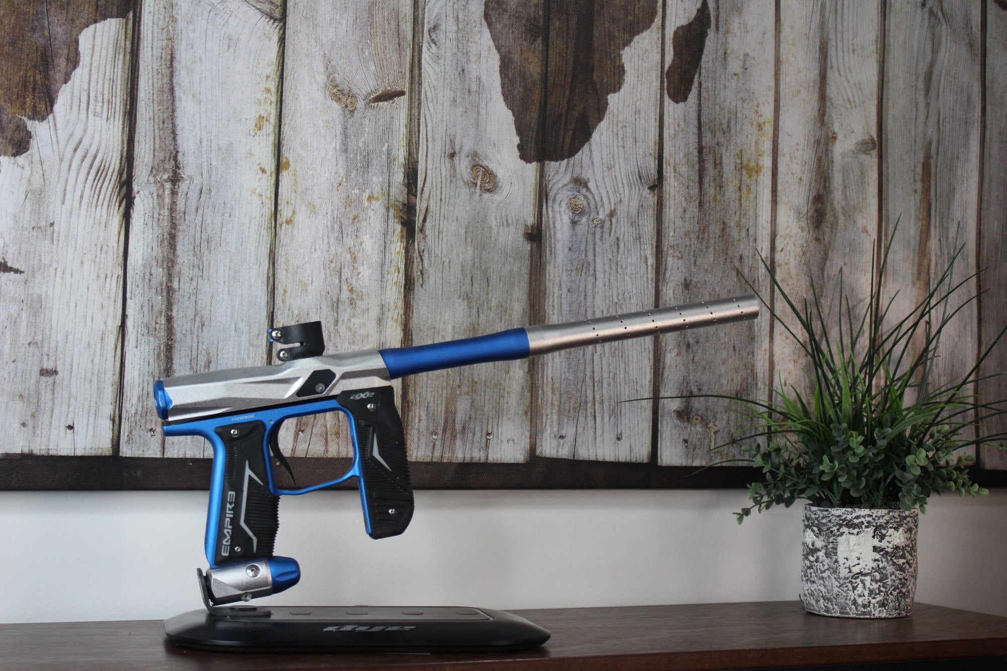 Empire Axe 2.0 - Silver/Blue/Black