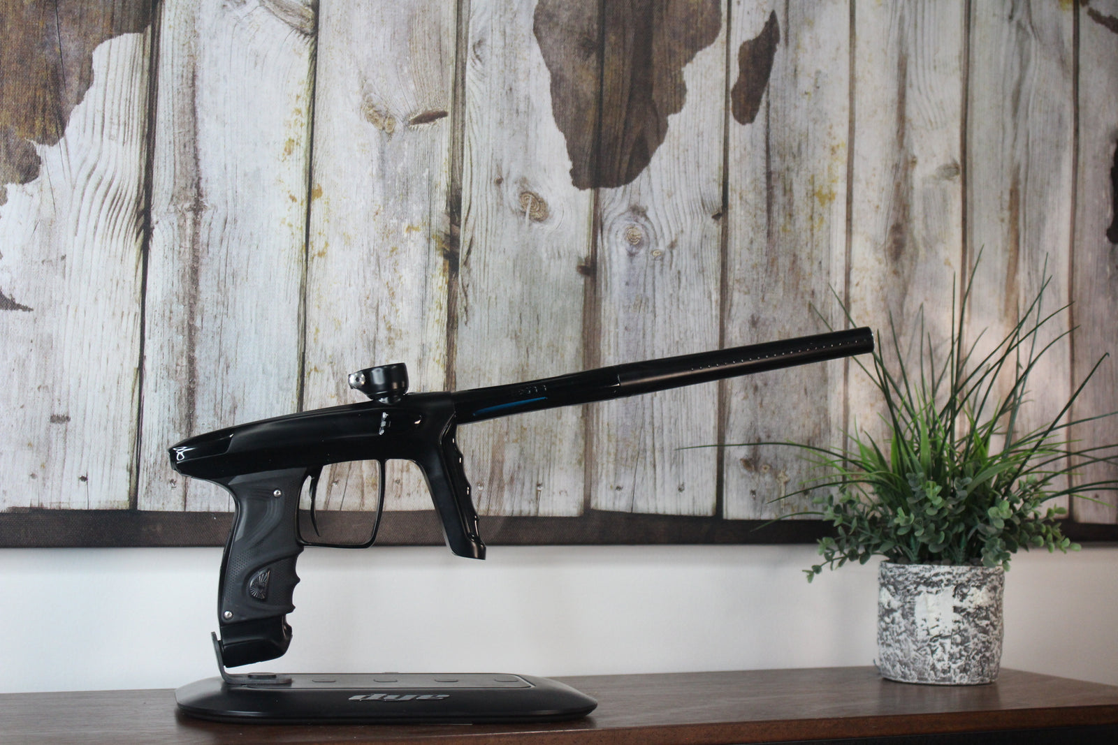 DLX Luxe TM40 - Black