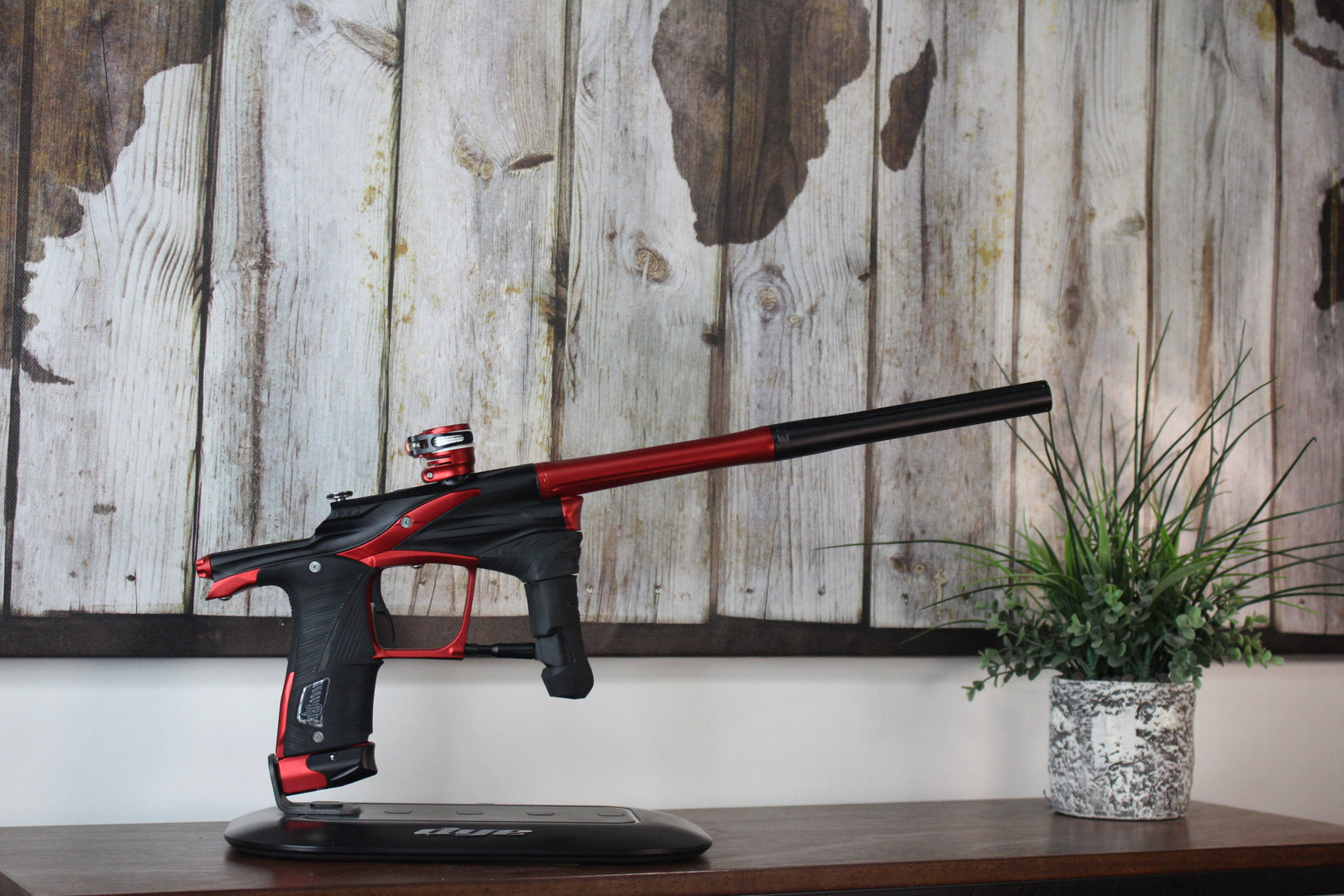 Planet Eclipse LV1  - Black/Red